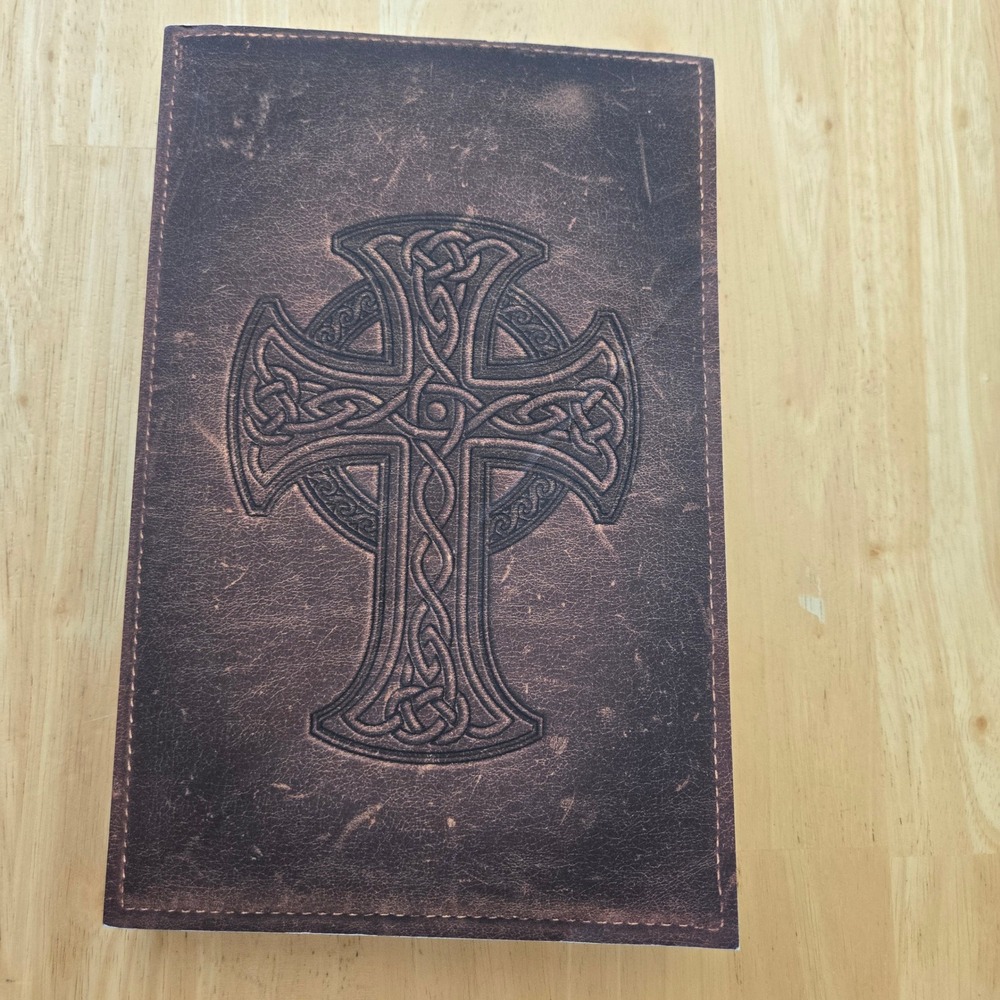 NIV Live Bible Brown Bonded Leather Celtic Cross Psalm 33:4 Embossed Cover